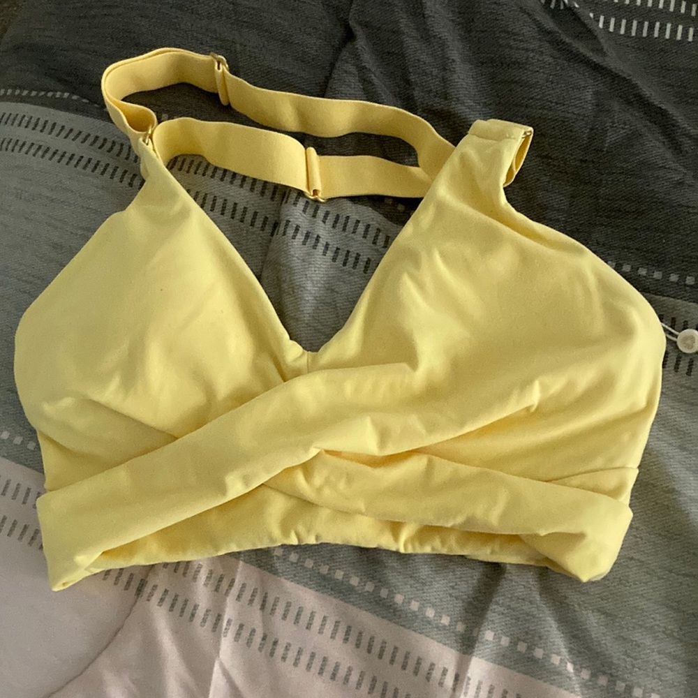 Candy wrap yellow